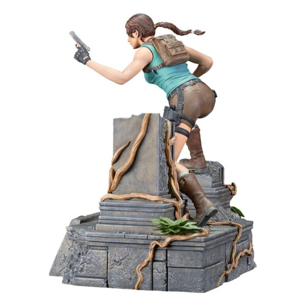Tomb Raider PVC Statue Lara Croft 24 cm DARK HORSE -PREORDER LUGLIO 2025-