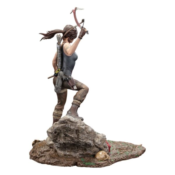 Tomb Raider PVC Statue Lara Croft Survivor Era 33 cm DARK HORSE -PREORDER SETTEMBRE 2025-