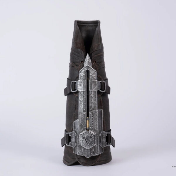 Assassin’s Creed Black Flag Resynced Edward Kenway Hidden Blade Replica -PREORDER LUGLIO 2026-