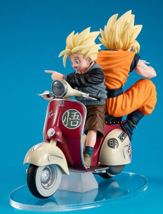 Diorama Super Saiyan Son Goku & Super Saiyan Son Gohan & Motorbike MEGAHOUSE 16 cm